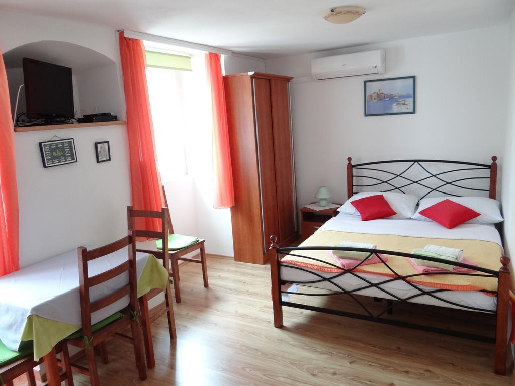 Apartments Sanja Baska  Bilik gambar