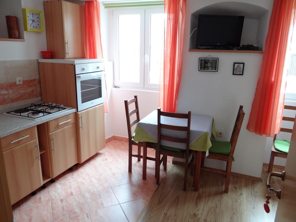 Apartments Sanja Baska  Bilik gambar